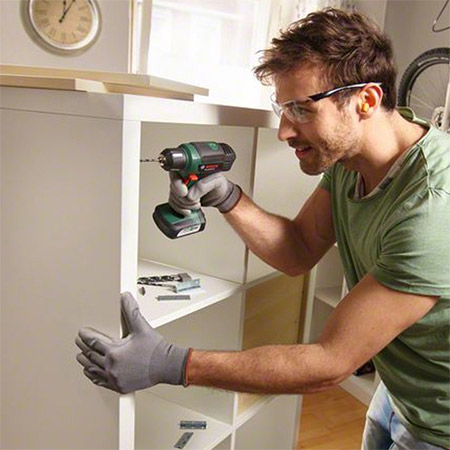 The cordless drill has become an essential tool for every DIY enthusiast and there are a number of different models available. We look at the different types of cordless and corded drill, to help you decide which is the best one for you.