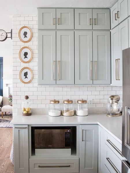 brass accents for kitchens