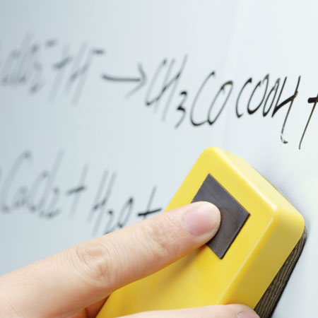 wd-40 removes stains from whiteboard
