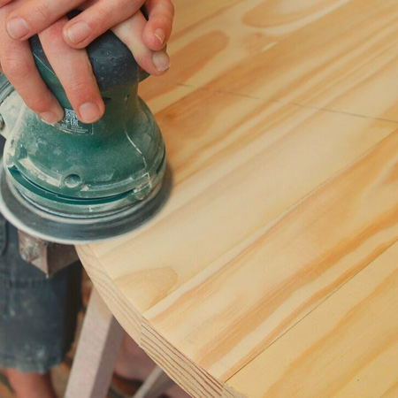 sand the table top
