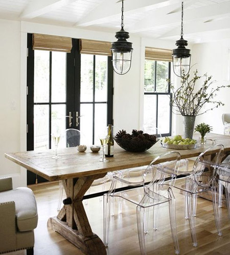 And finally, if you prefer a more casual and relaxed way to dress French doors, consider using grass or bamboo blinds either fitted above or on the frame of your French doors. 