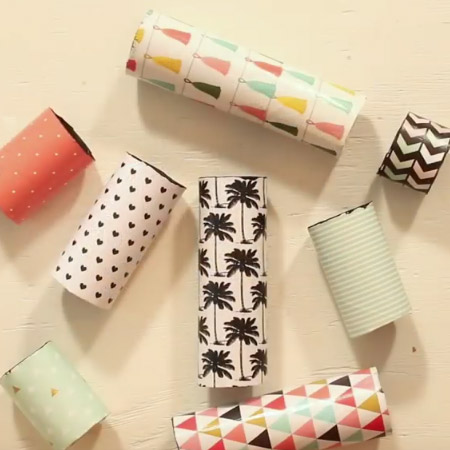 Cardboard tubes = Makeup holder