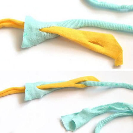 join lengths of t-shirt yarn together