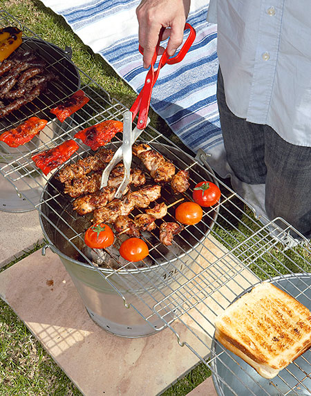 braai in a bucket