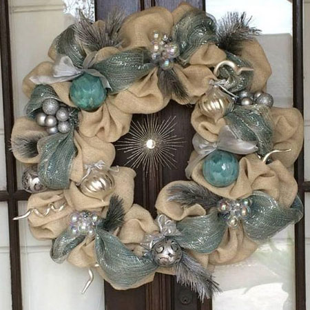 festive burlap wreath
