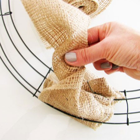 diy burlap wreath