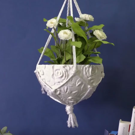 Use cement to make a Decorative Plant Holder