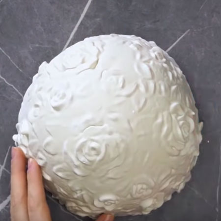 Use cement to make a Decorative Plant Holder