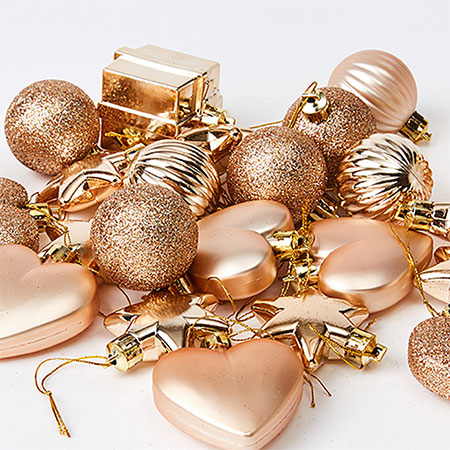 gold hearts and baubles for christmas tree