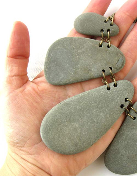 pebble or stone jewellery