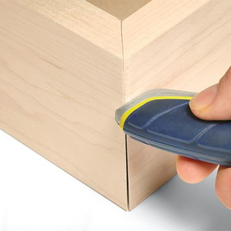 fill gaps at mitre joints