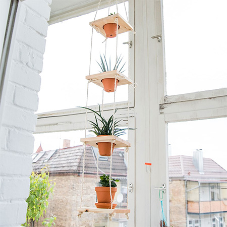 make a hanging planter garden