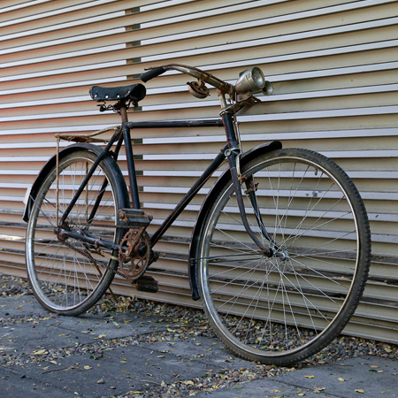 rustoleum makeover for vintage bicycle