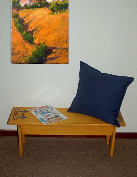 bench finished with rust-oleum milk paint