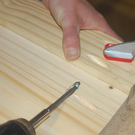 tutorial for farmhouse table with Rust-Oleum wood stain finish