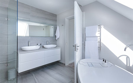 6 Essential Luxury Bathroom Upgrades