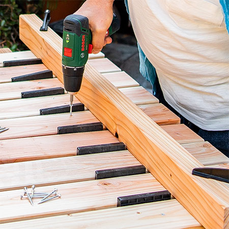 instructions to make privacy fence