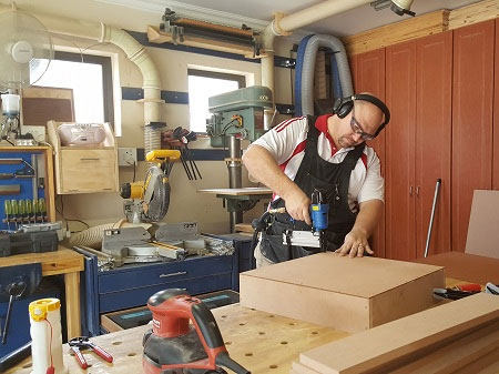 Online DIY Tool Tips and Live Videos