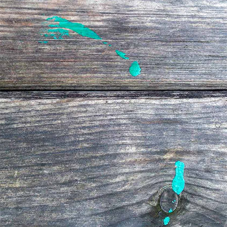 use mineral turpentine to remove paint from wood