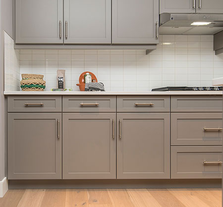 Getting A Handle On Kitchen Hardware, Where Should You Put Handles On Kitchen Cabinets