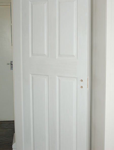 Flawless Paint Finish for Doors
