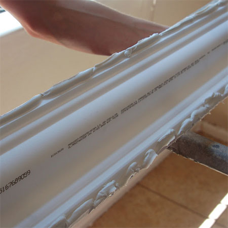 apply adhesive to crown moulding
