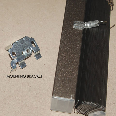 clips for mounting venetian blinds