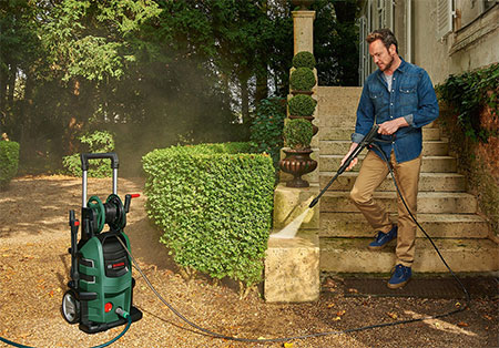 pressure washer to clean outdoors