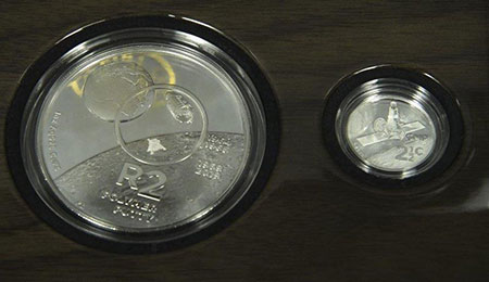 Pratley Putty showcased on commemorative coin series from the SA Mint.