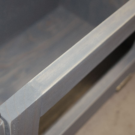 want to make a pine bread bin