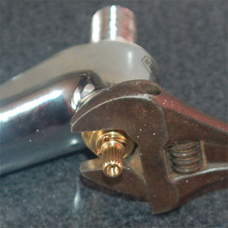 How to replace a tap washer