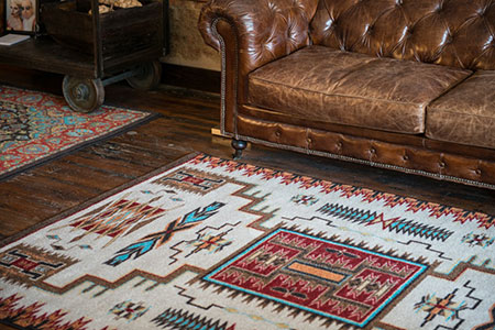 The rustic elements, tribal patterns, rich textures, and earthy color palettes make the Southwestern decor very appealing.