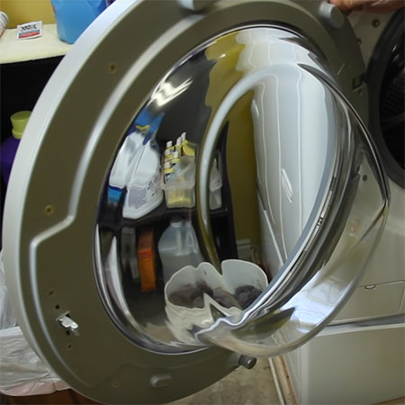 Quick Tip: 4 Steps to a fresh washing machine