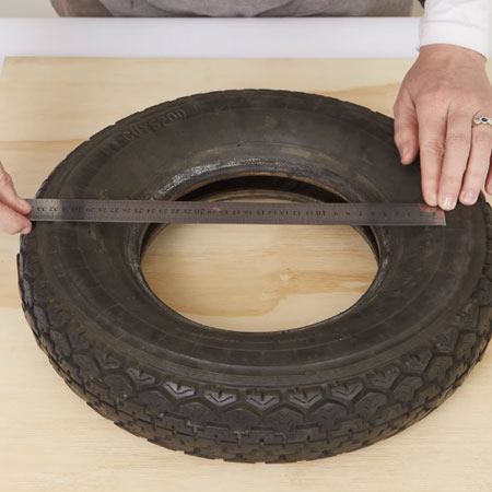 turn tyre into stool