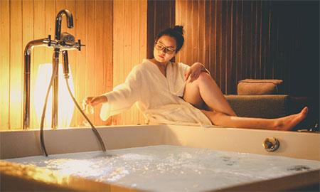 10 Facts About Hot Tubs That Will Keep You Up At Night