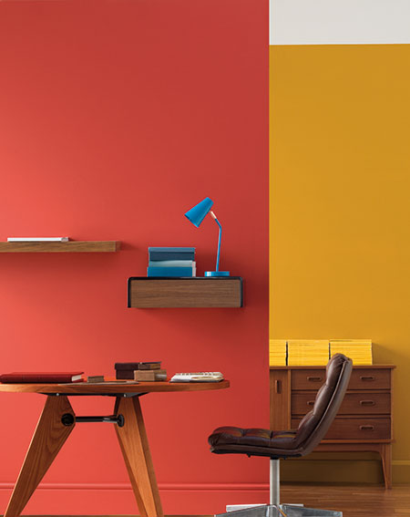 Plascon's Golden Yellow - Beeswax Candle