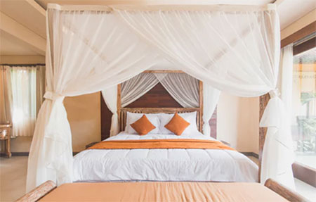 How to Transform a Master's Bedroom Into a Couple's Haven
