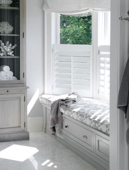 ideas for bay window bathroom