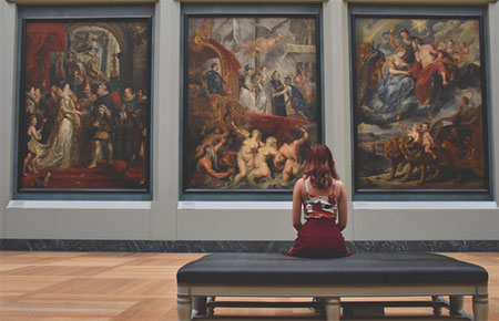 Hang large scale art