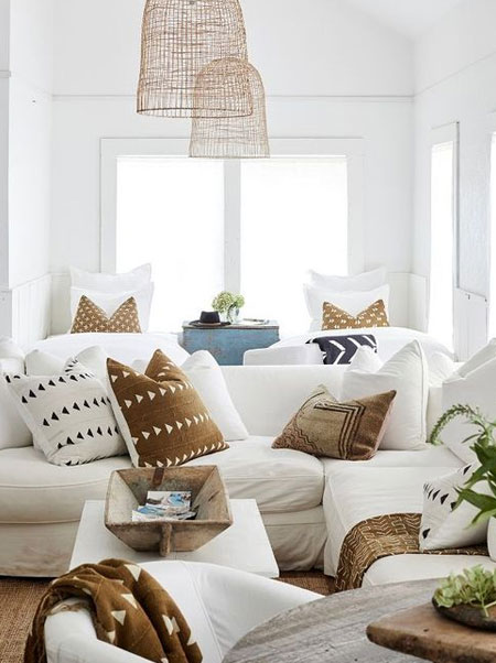 choose colours for throw cushions