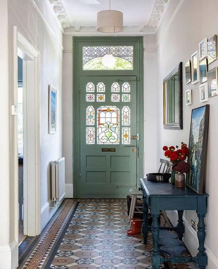 paint architectural fittings to stand out