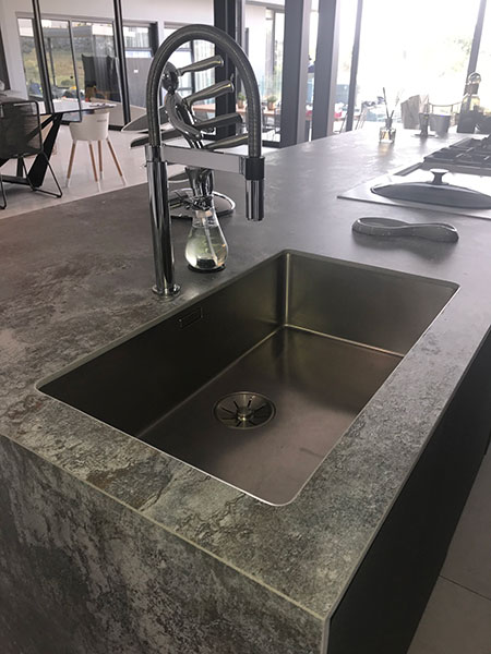 onyx countertop