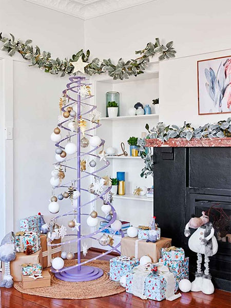 Make A DIY Spiral Christmas Tree