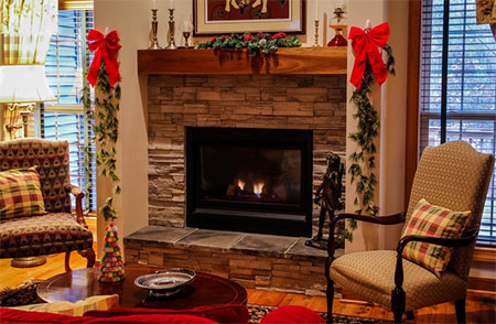 Should You Get an Electric or a Traditional Wood-Burning Fireplace?