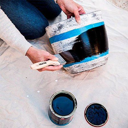 Paint Concrete, Fibre or Terracotta pots
