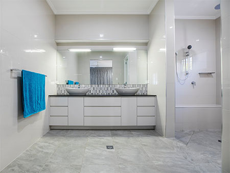 Tips Your Remodeling Contractor Bathroom Needs To Use 