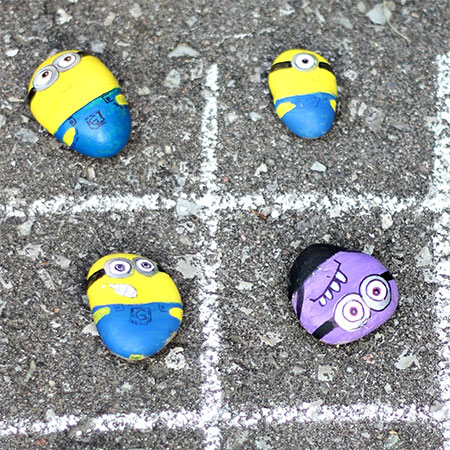 paint pebbles minions tic tac toe