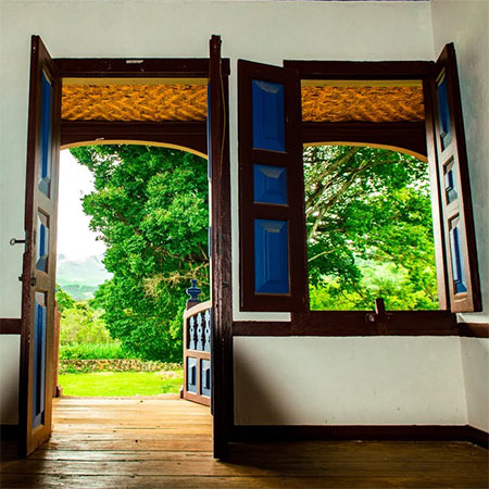 7 Easy Ways to Spruce up Your Home for Summer