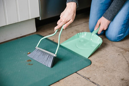 How to clean anti fatigue kitchen mat