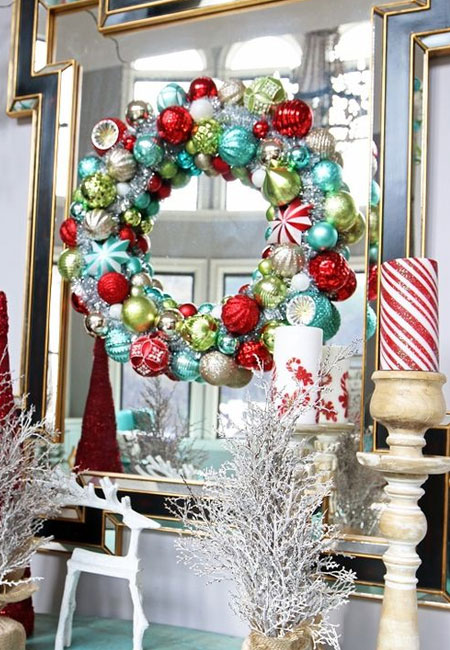 tree bauble wreath on mirror